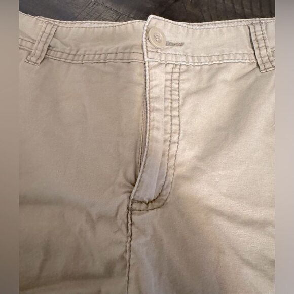 Women's Faded glory shorts - Size 12 - Tan Color - Picture 3 of 5